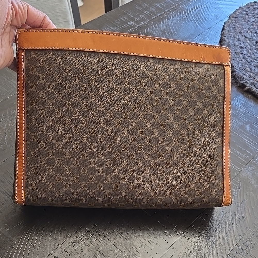 Celine Toiletry - Picture 2 of 16